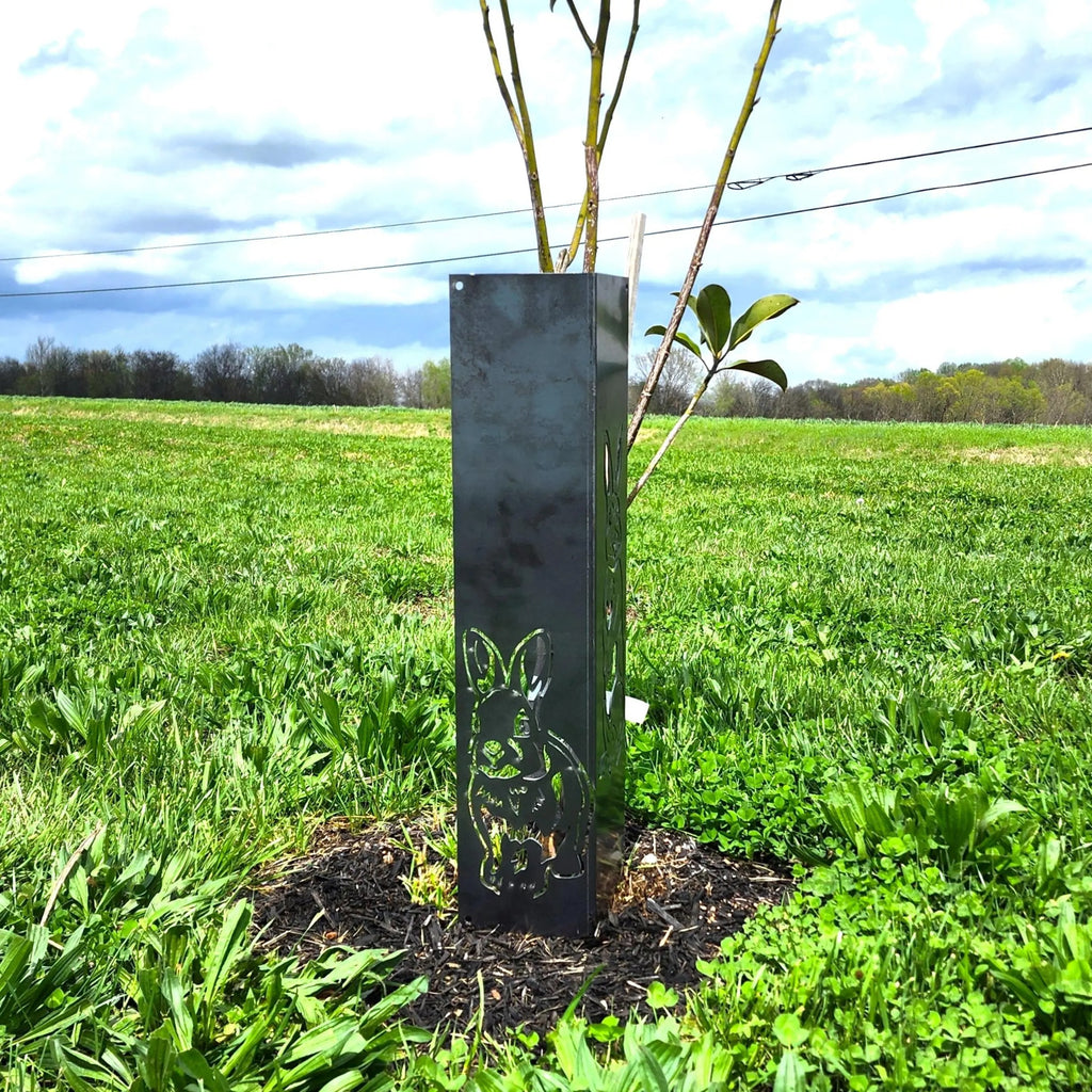 Bunny Metal Corner Guard – Whimsical Wall & Garden Corner Protector