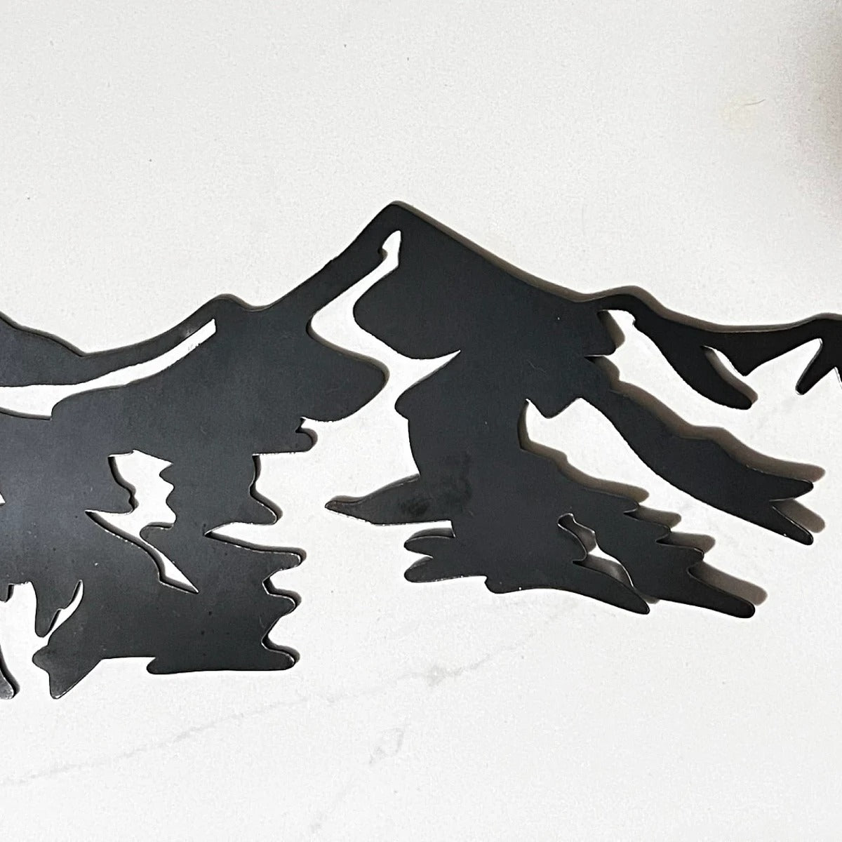 Mountain Metal Wall Art – Scenic Mountain Wall Decor for Home & Outdoor Spaces